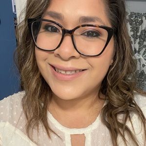 Meet your Posher, Maritza